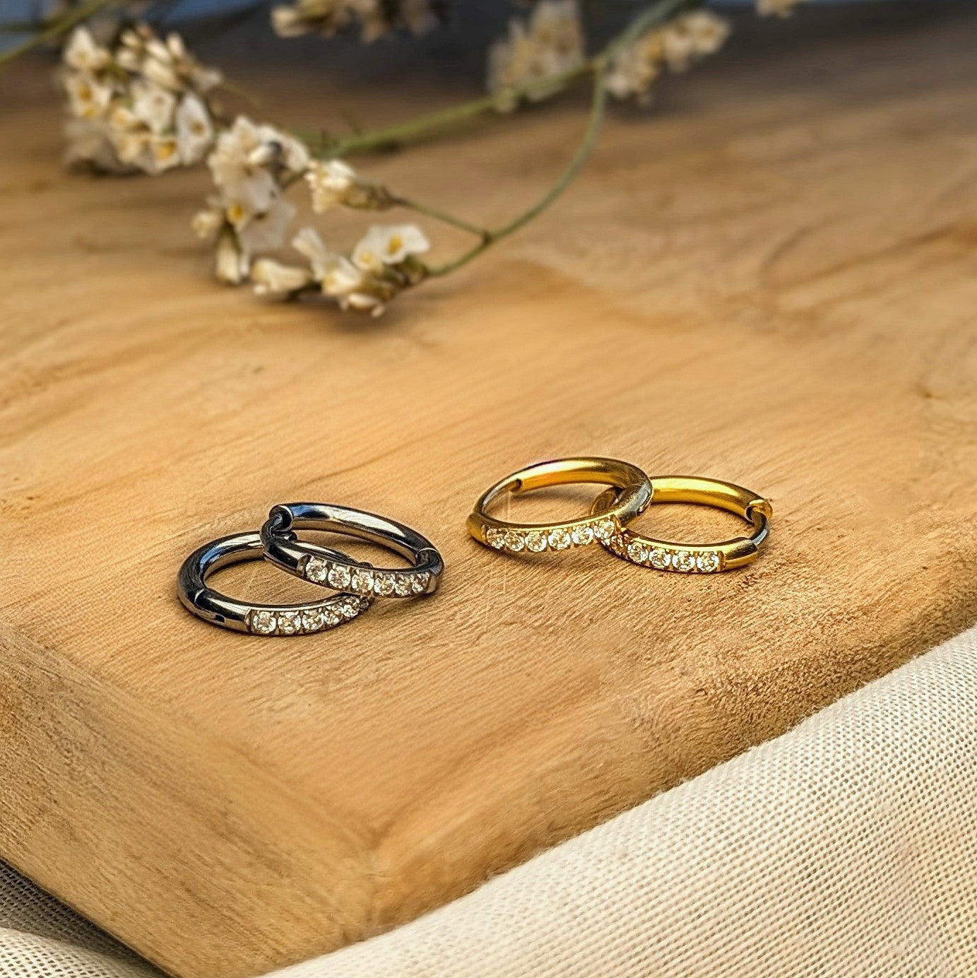 Crystal hoop guld titan