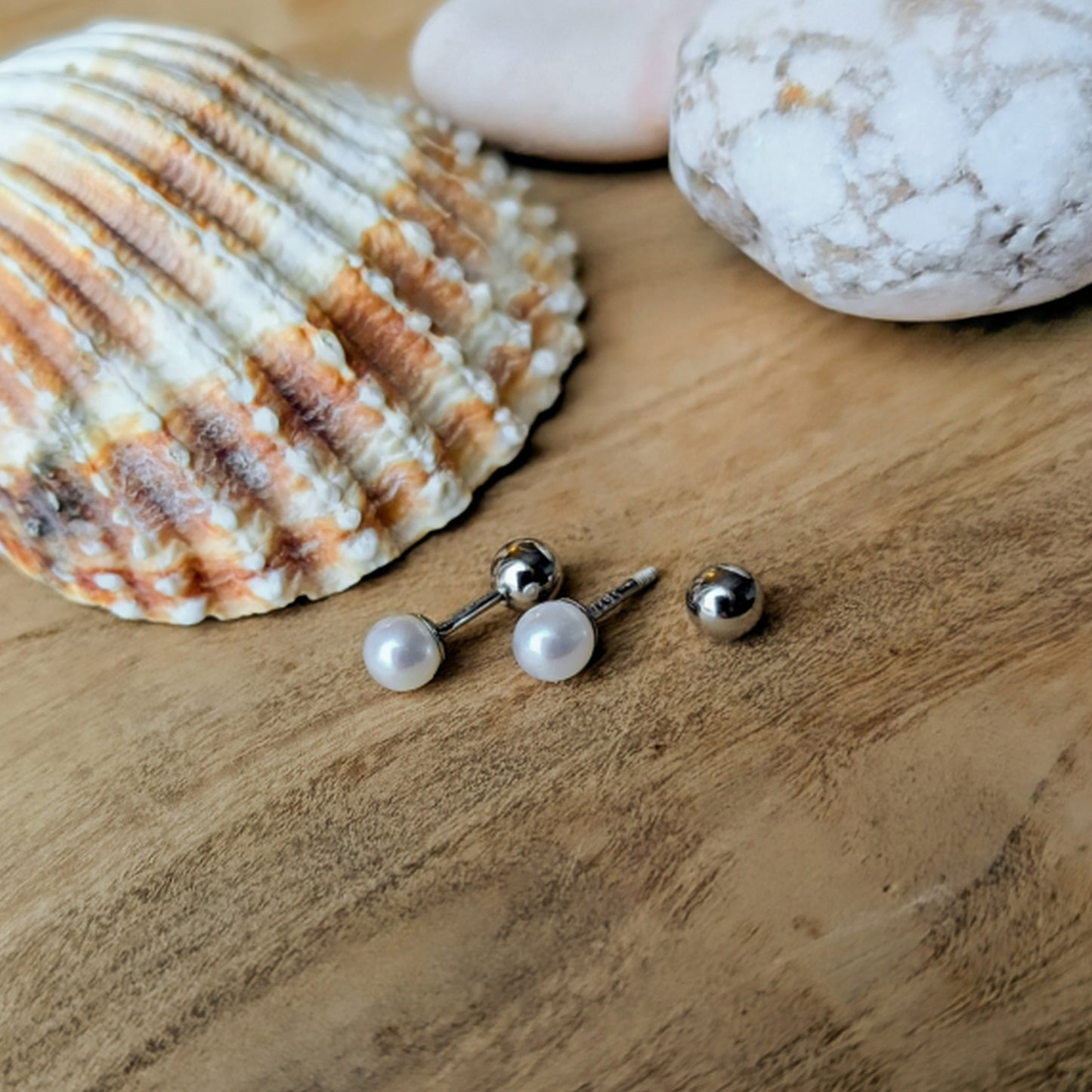 Pärlörhängen 4 mm